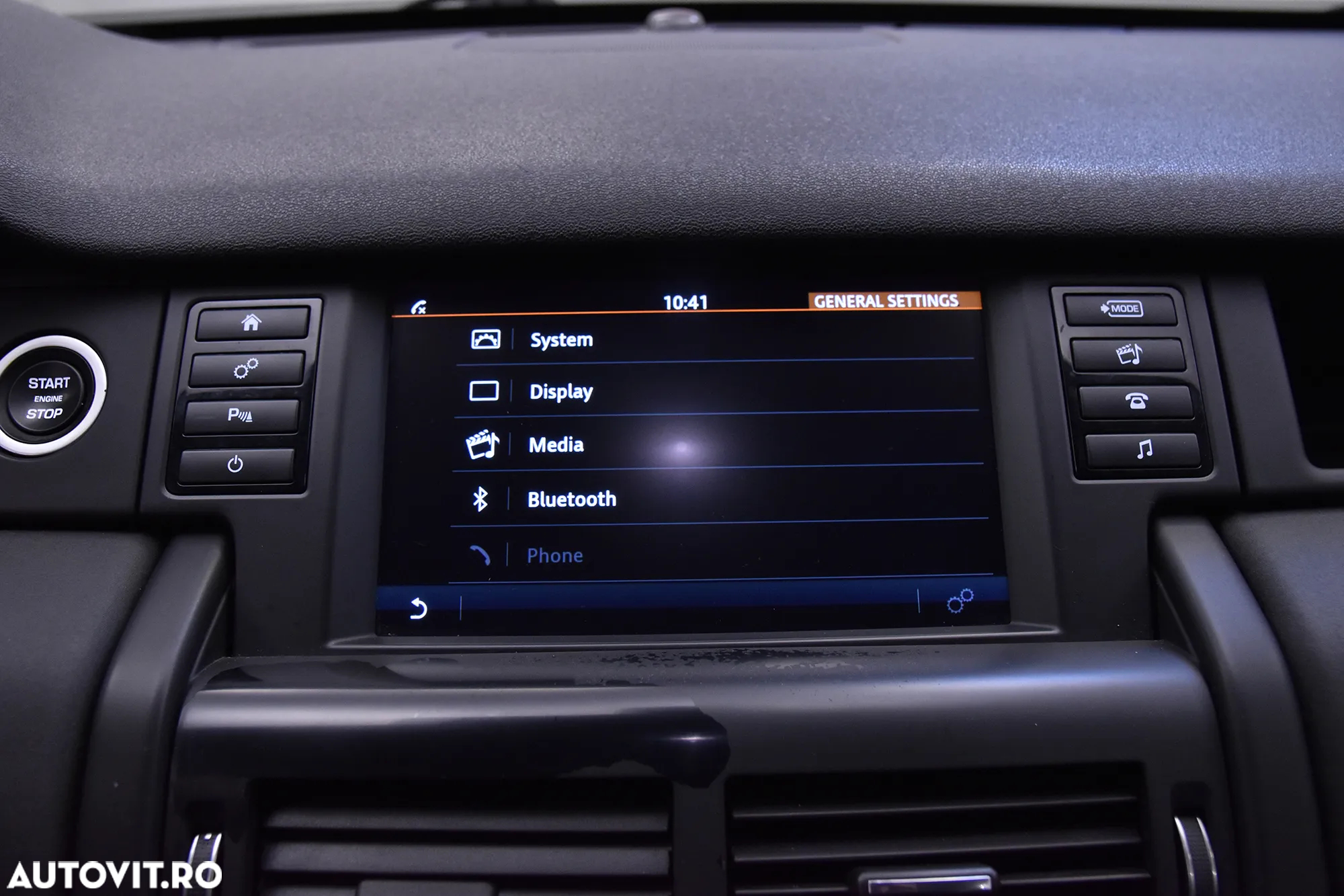 Land Rover Discovery Sport - 18