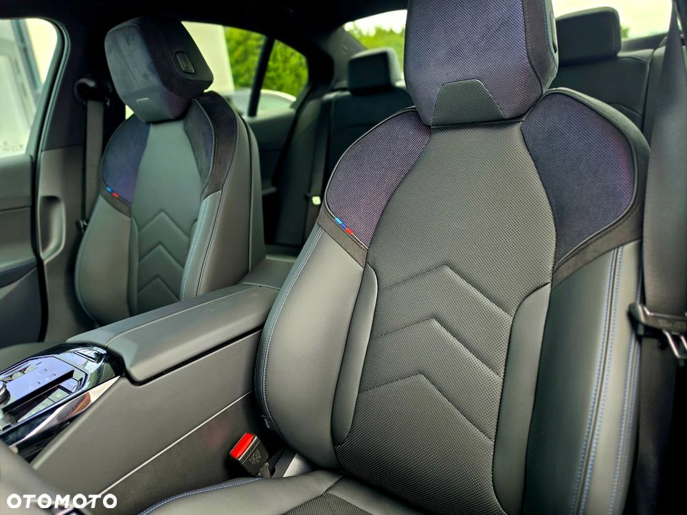 BMW Seria 5 530e xDrive PHEV - 18