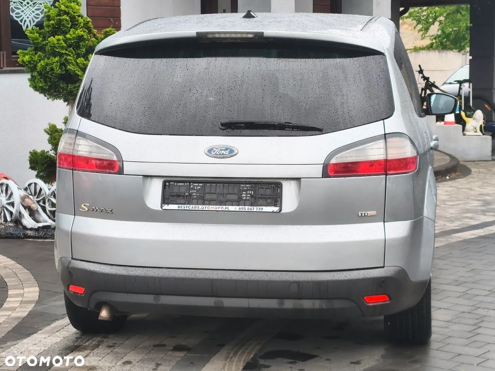 Ford S-Max 2.0 TDCi DPF Titanium - 14