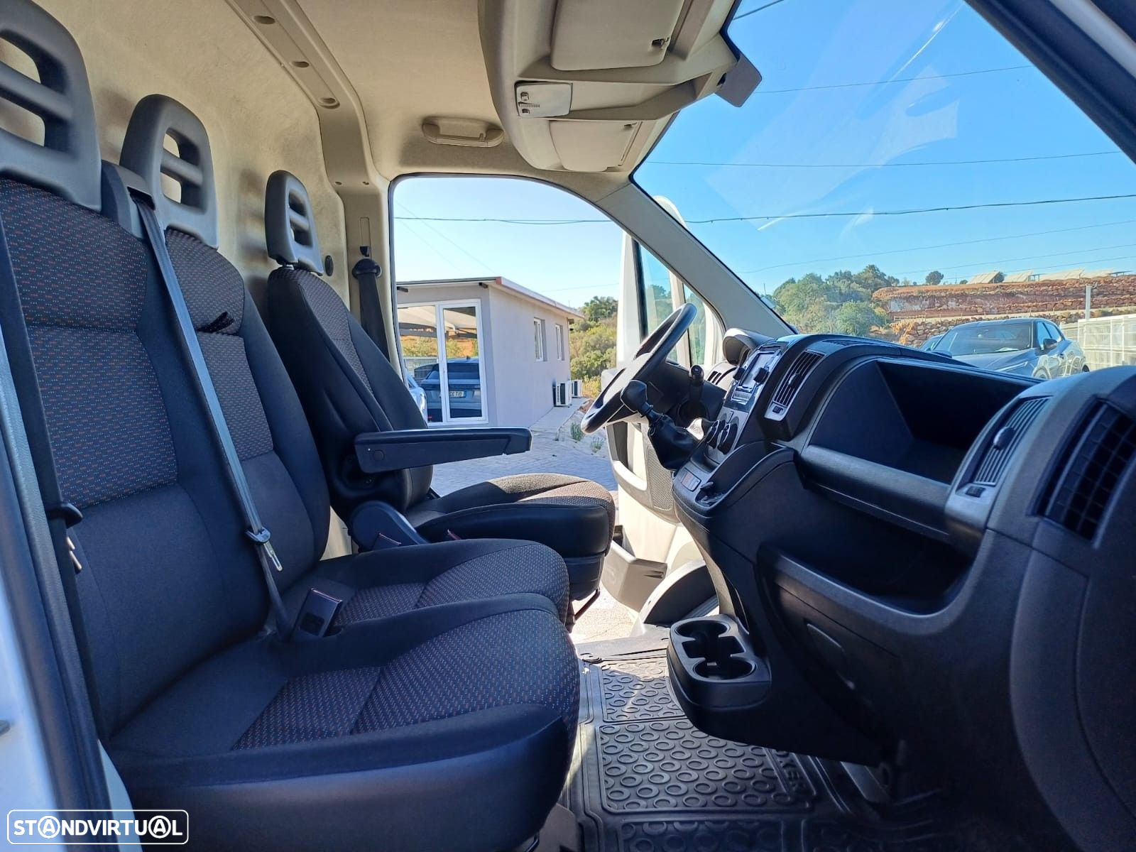 Peugeot Boxer 2.0 BlueHDi 335 L3 CD - 9