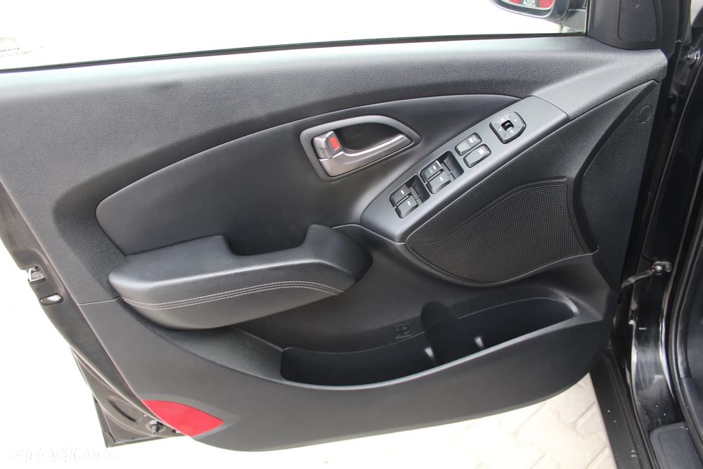 Hyundai ix35 1.6 2WD blue Comfort - 12