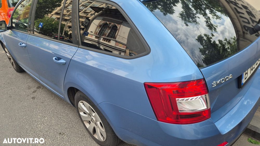 Skoda Octavia 1.6 TDI DSG Style - 19