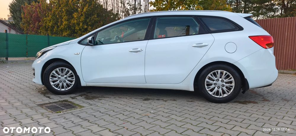 Kia Ceed 1.6 GDI M DCT - 7