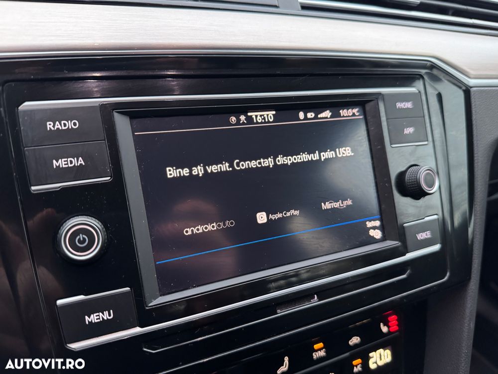 Volkswagen Passat 2.0 TDI DSG Highline - 9