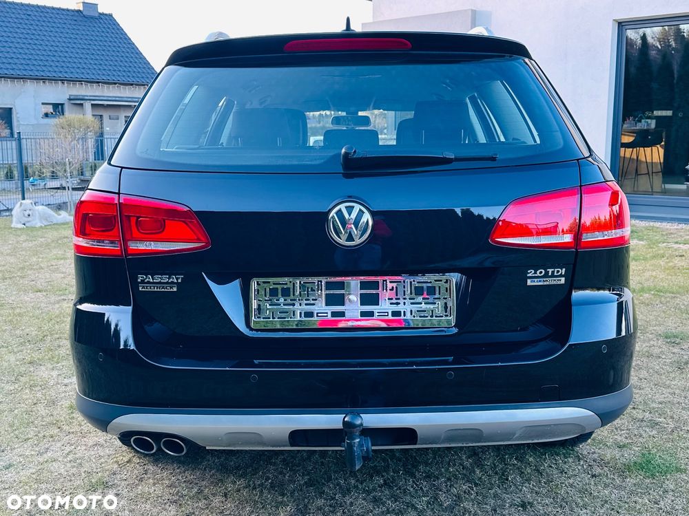 Volkswagen Passat 2.0 TDI DPF Highline - 12