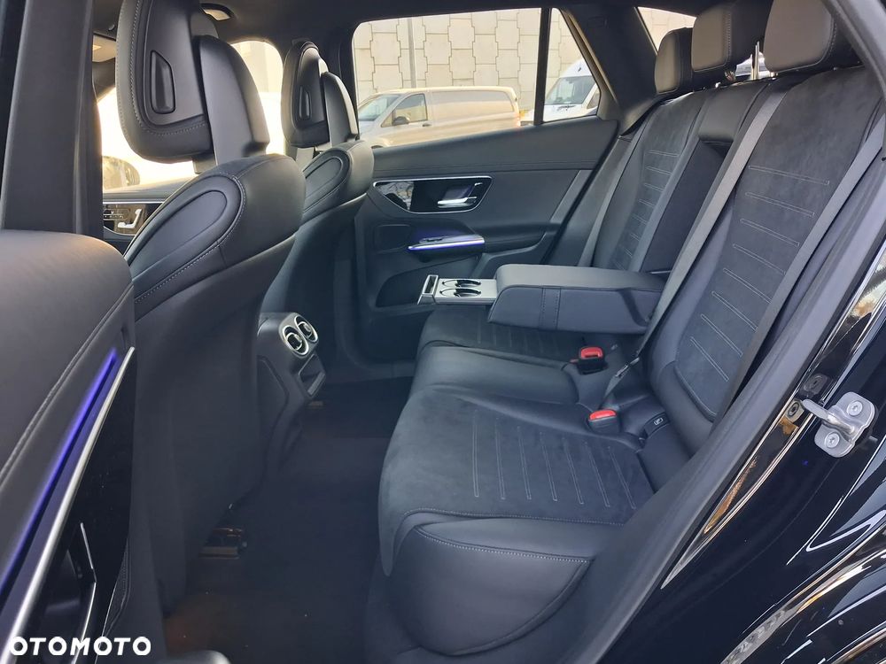 Mercedes-Benz GLC 200 d mHEV 4-Matic AMG Line - 13