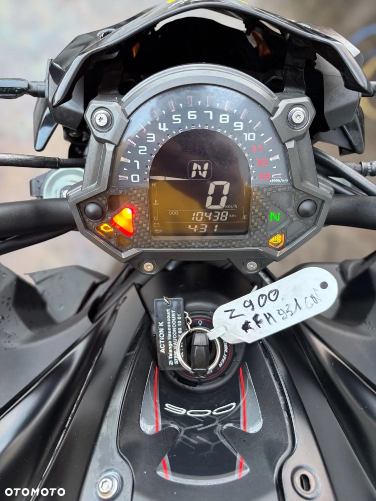 Kawasaki Z 900 - 7