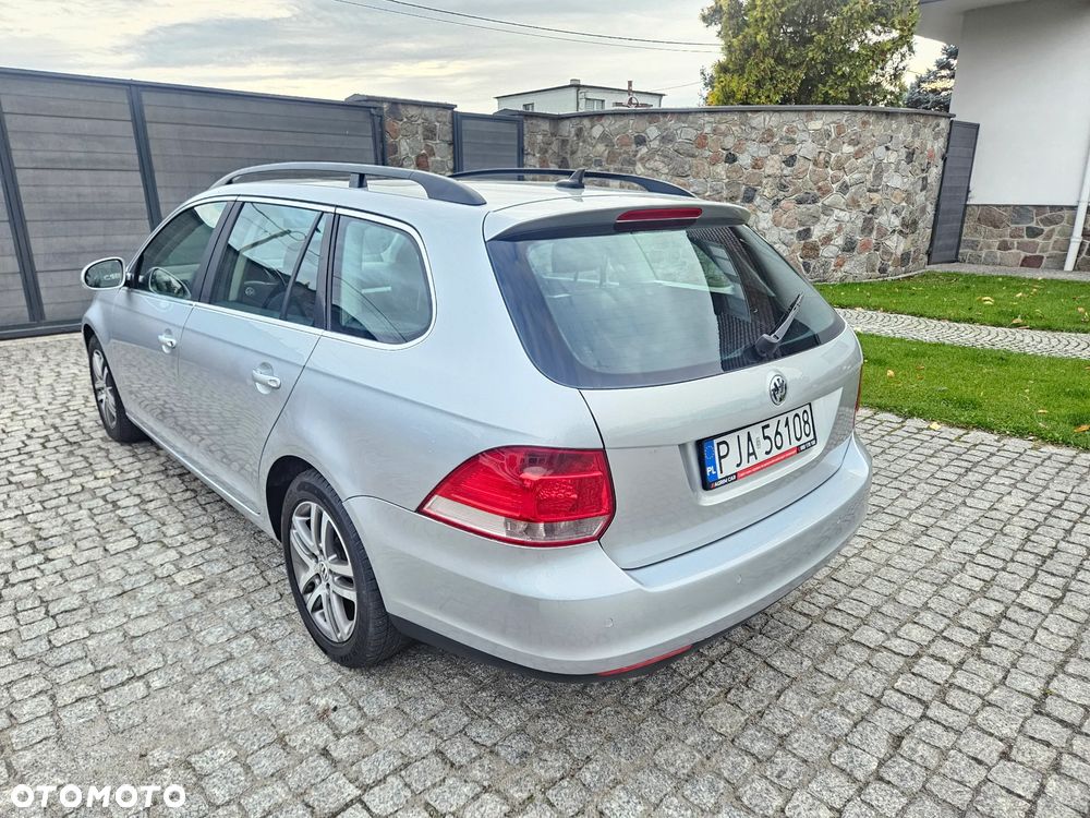 Volkswagen Golf - 9