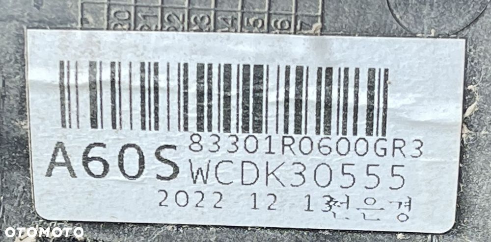 B3 KIA CARNIVAL IV 2020 - BOCZEK TAPICERKA DRZWI LEWY TYŁ 83301-R0600 - 4