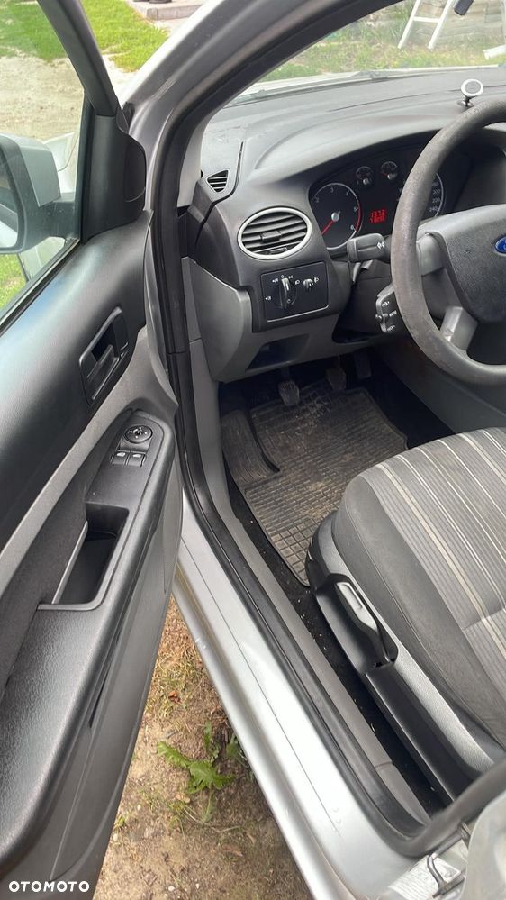 Ford Focus - 5