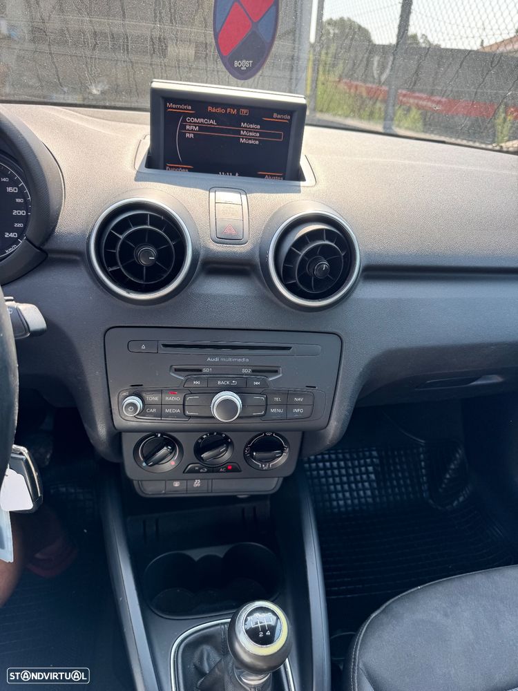 Audi A1 1.6 TDI Attraction - 9