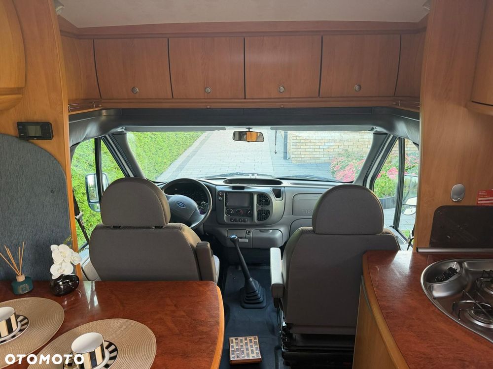 Ford Transit - 17