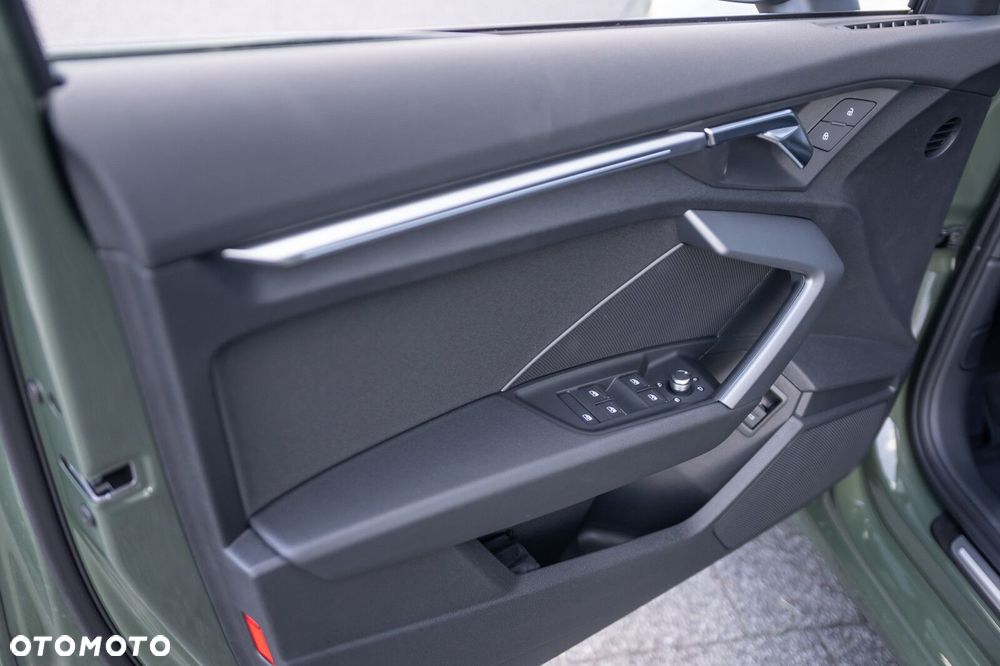 Audi A3 Sportback - 16