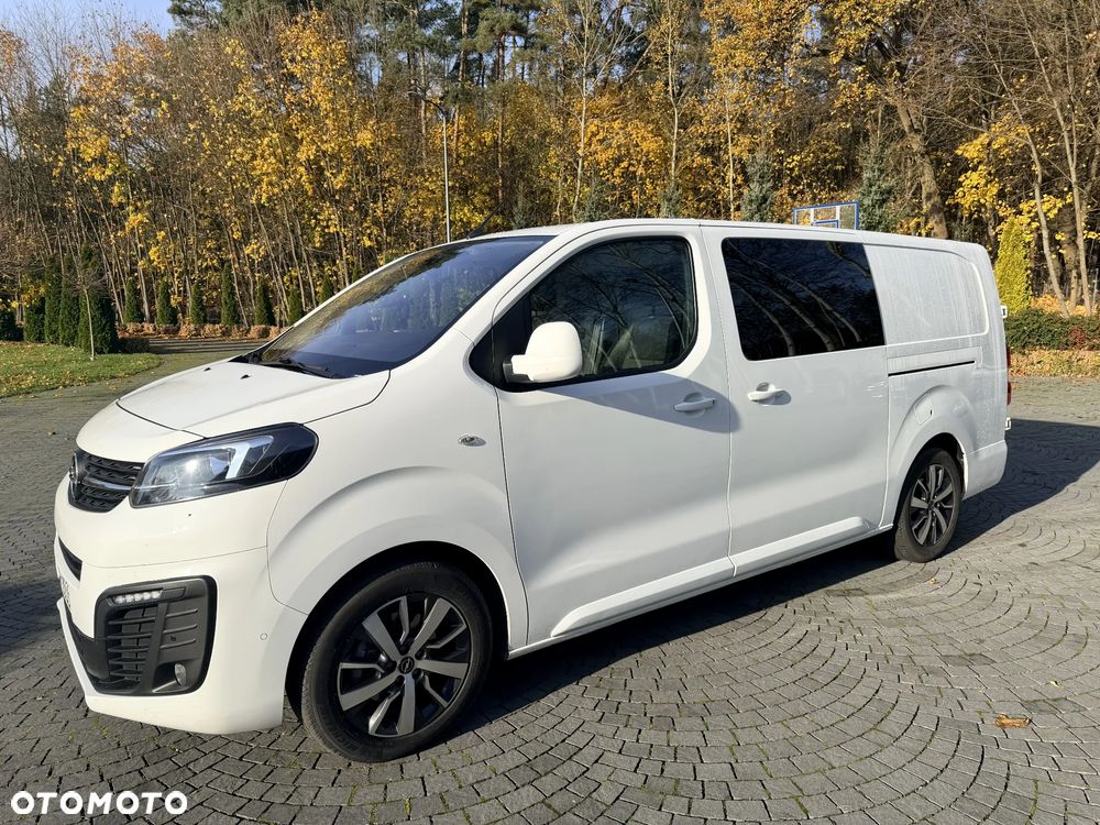 Opel Vivaro C L3H1 long xenon webasto bogate wyposażenie - 10