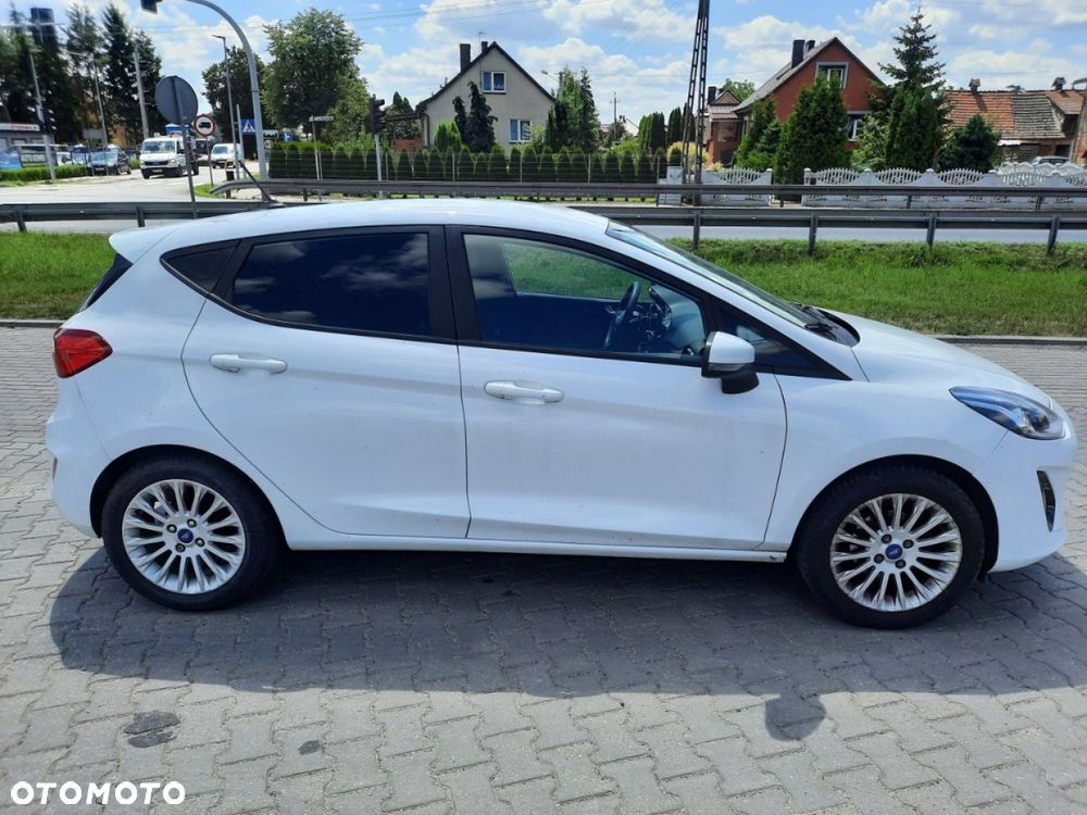 Ford Fiesta - 5
