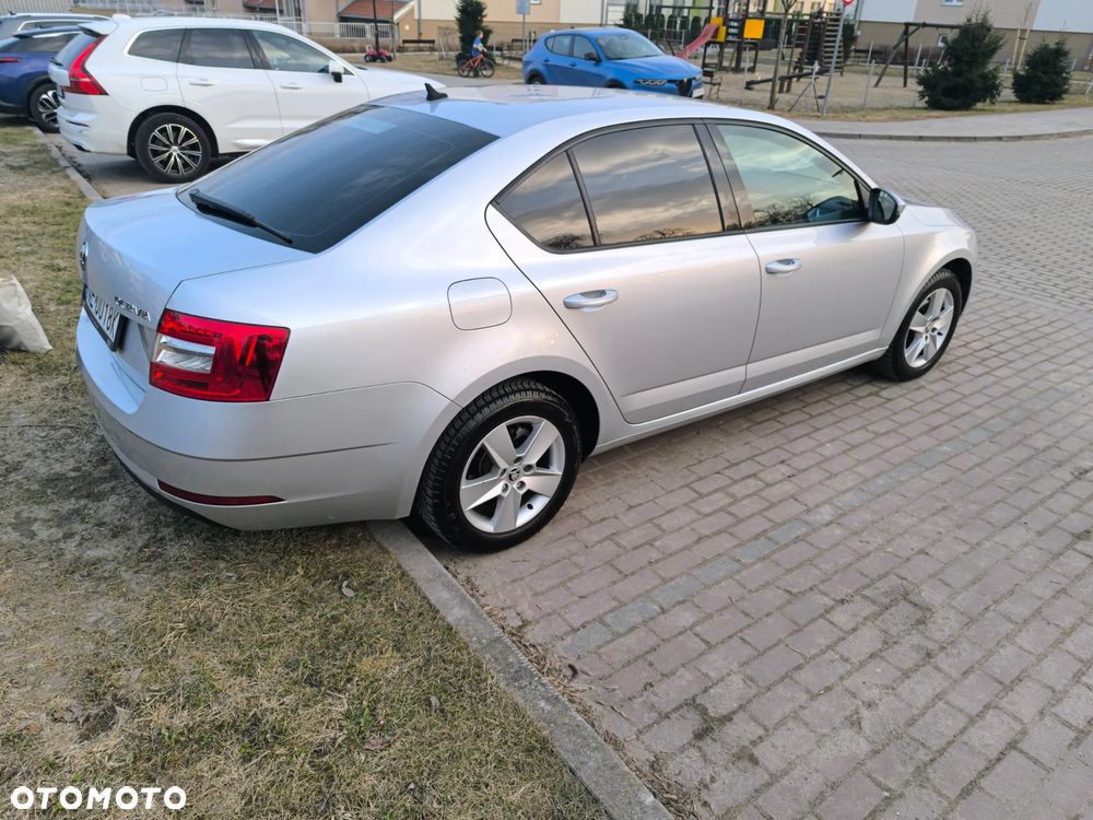 Skoda Octavia - 3