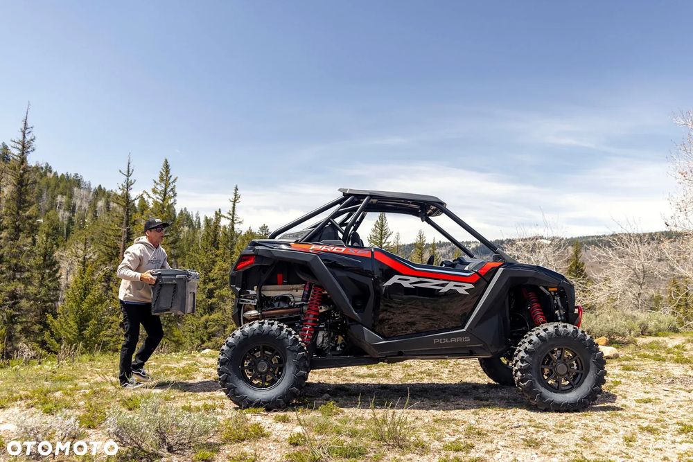 Polaris RZR - 13