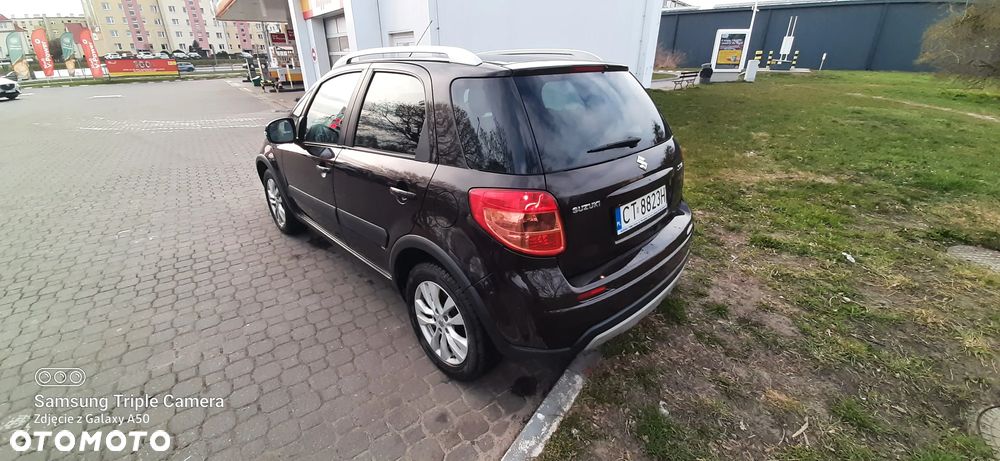 Suzuki SX4 1.6 Comfort Plus - 7