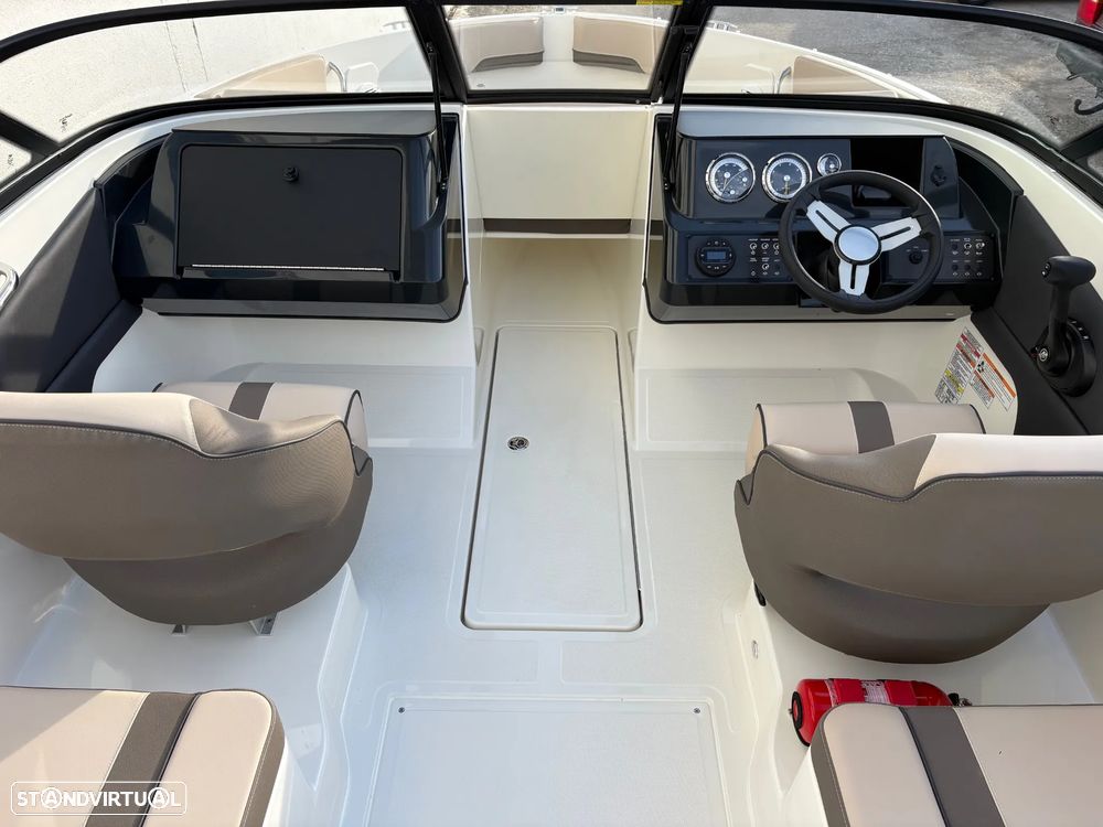 Bayliner V20 OB - 11