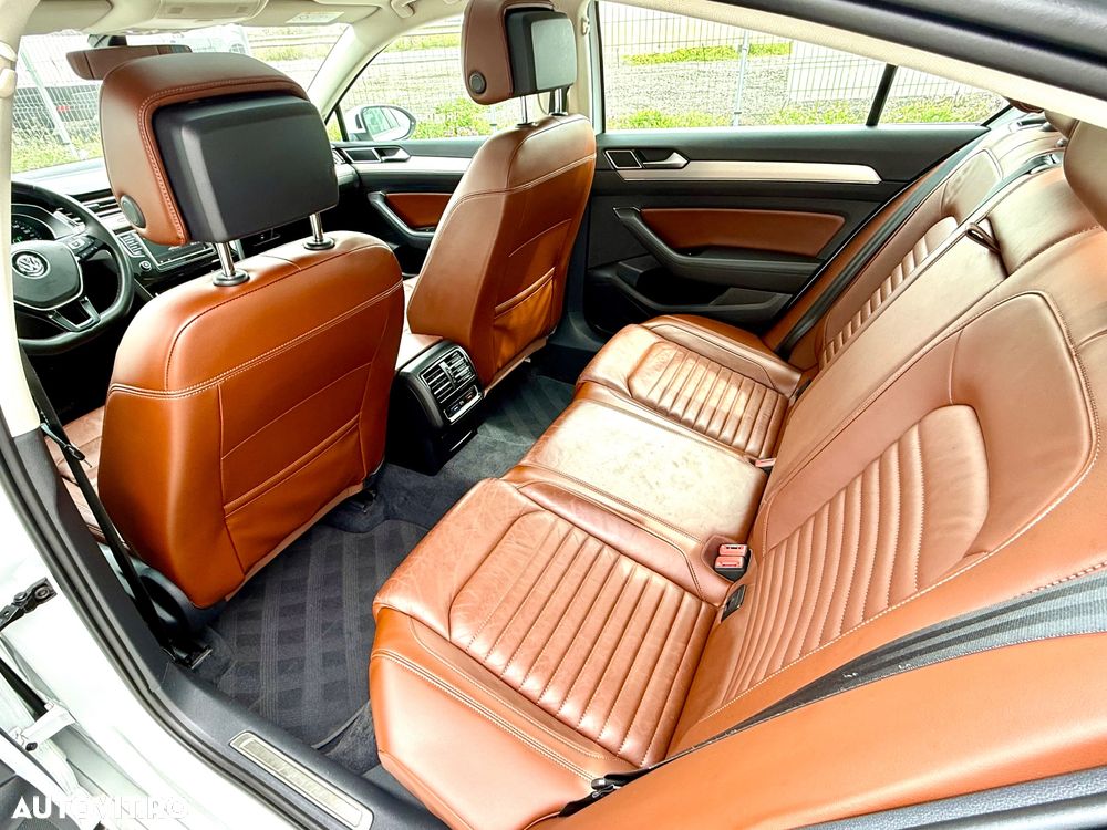 Volkswagen Passat 2.0 TDI DSG R Executive - 15