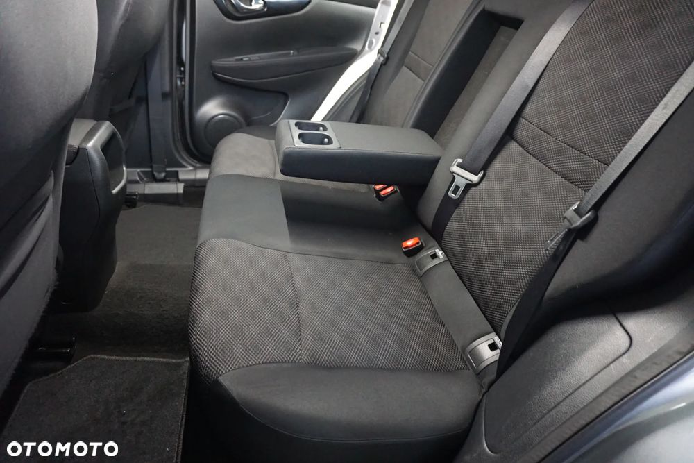 Nissan Qashqai 1.5 dCi DPF acenta - 25