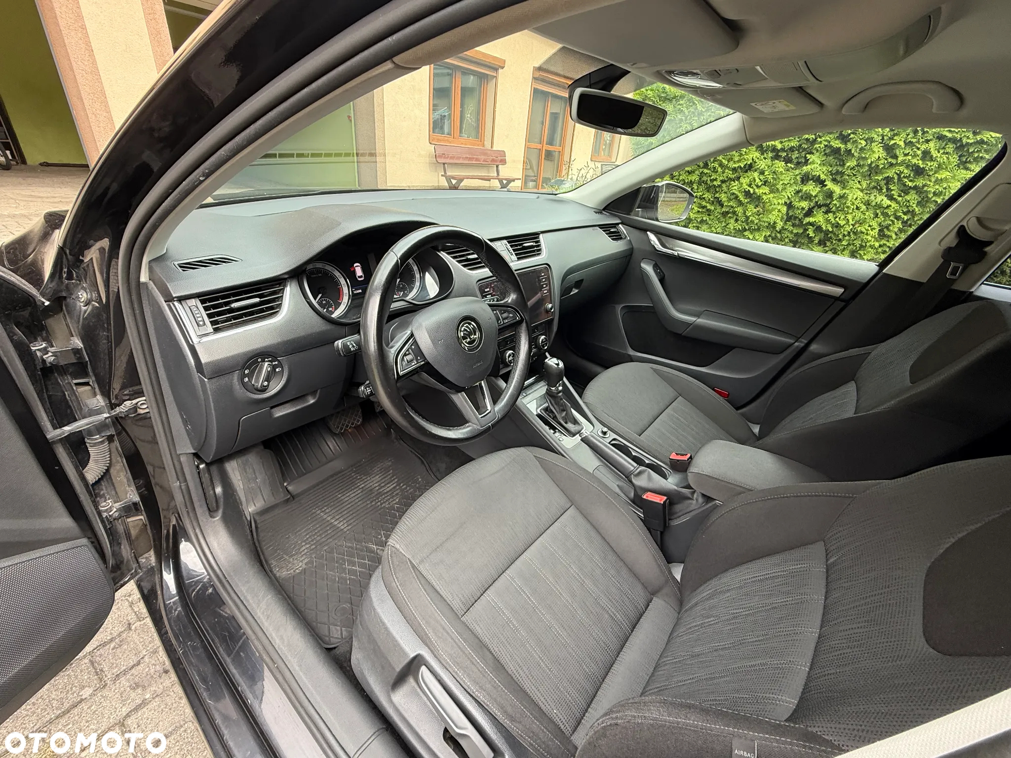Skoda Octavia 2.0 TDI (Green tec) DSG Style - 11
