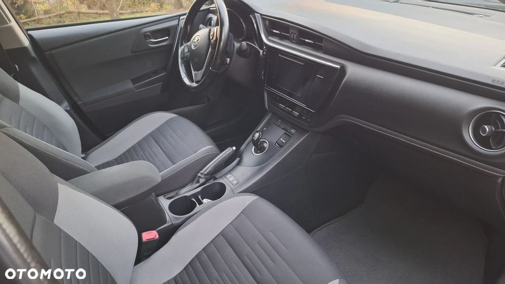 Toyota Auris 1.8 VVT-i Automatik Executive - 15