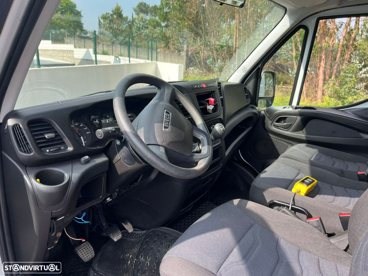 Iveco 35C13 TRI-BACOLANTE CAIXA ABERTA - 12