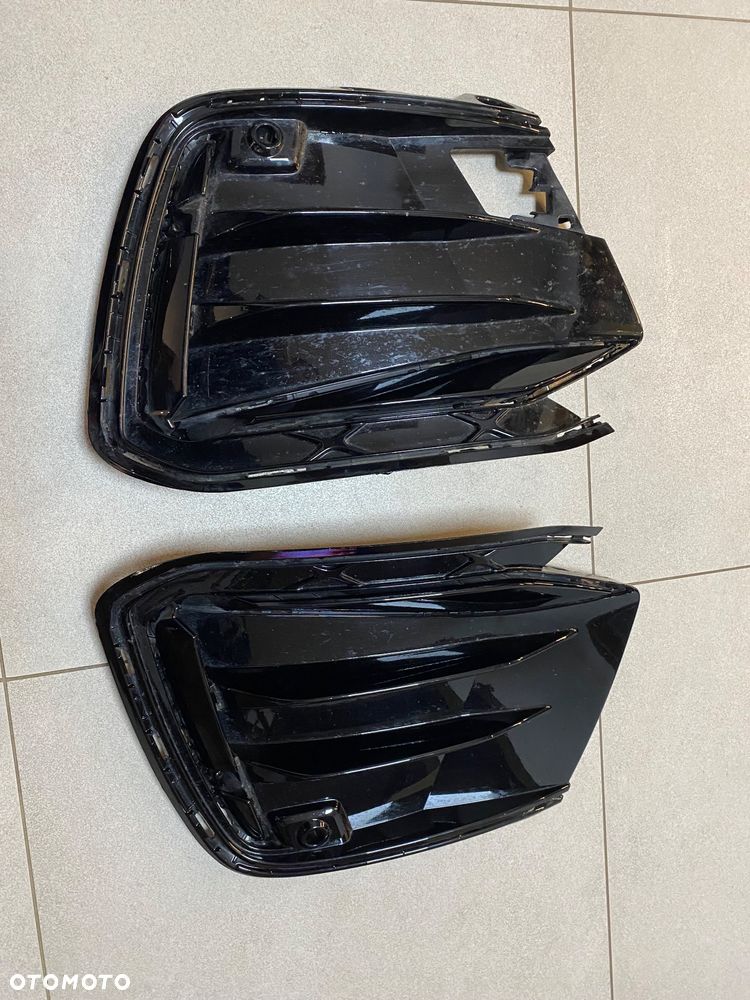 Kratka zderzaka VW Passat B9 R-line 3J0853666D/3J0853665D - 1
