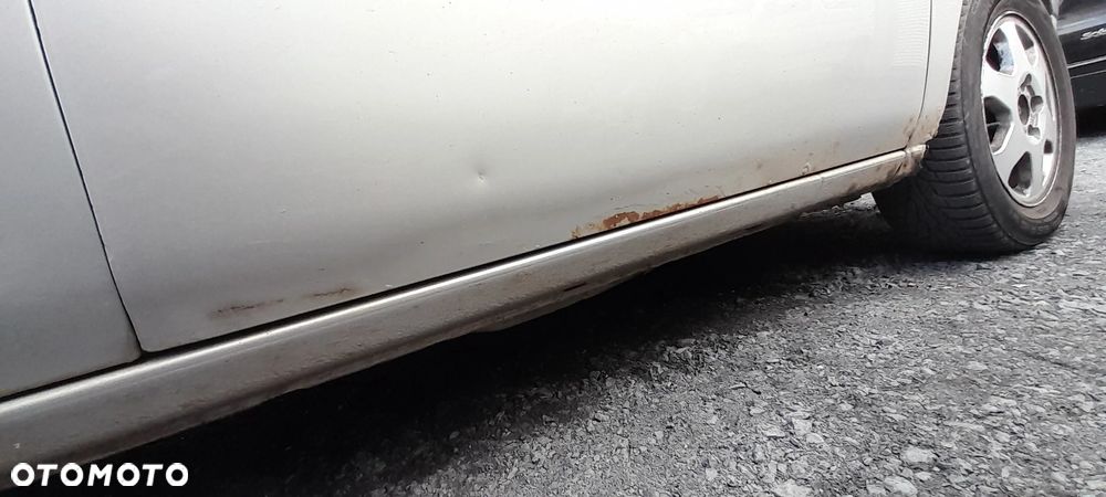 OPEL ZAFIRA A LIFT DRZWI PRAWY PRZÓD PRZEDNIE PRAWE KOMPLETNE Z147 nr. ZAF1 - 2