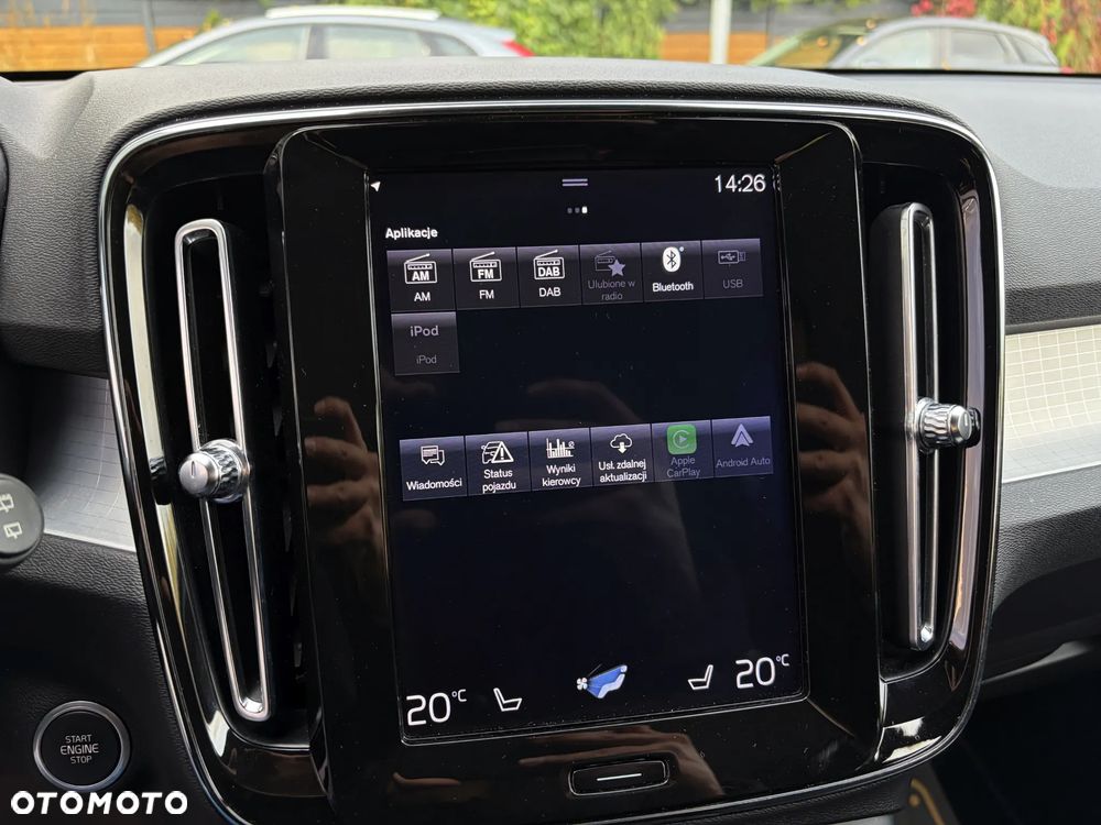 Volvo XC 40 - 25