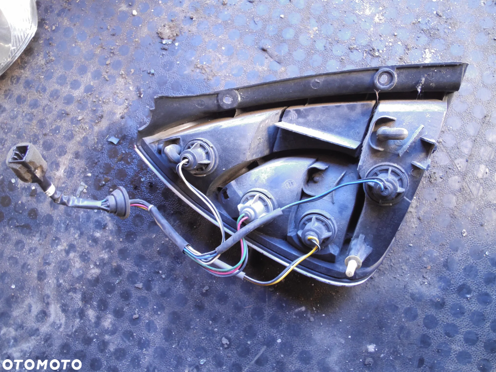 DAEWOO NUBIRA II KOMBI LAMPA PRAWY TYŁ PRAWA TYLNA ORYGINAŁ - 2