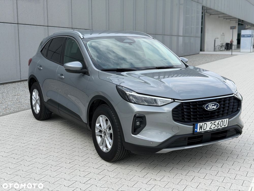 Ford Kuga 1.5 EcoBoost FWD Titanium - 4