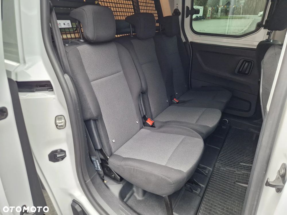 Opel Combo Maxi Brygadówka 5 Osób - 22