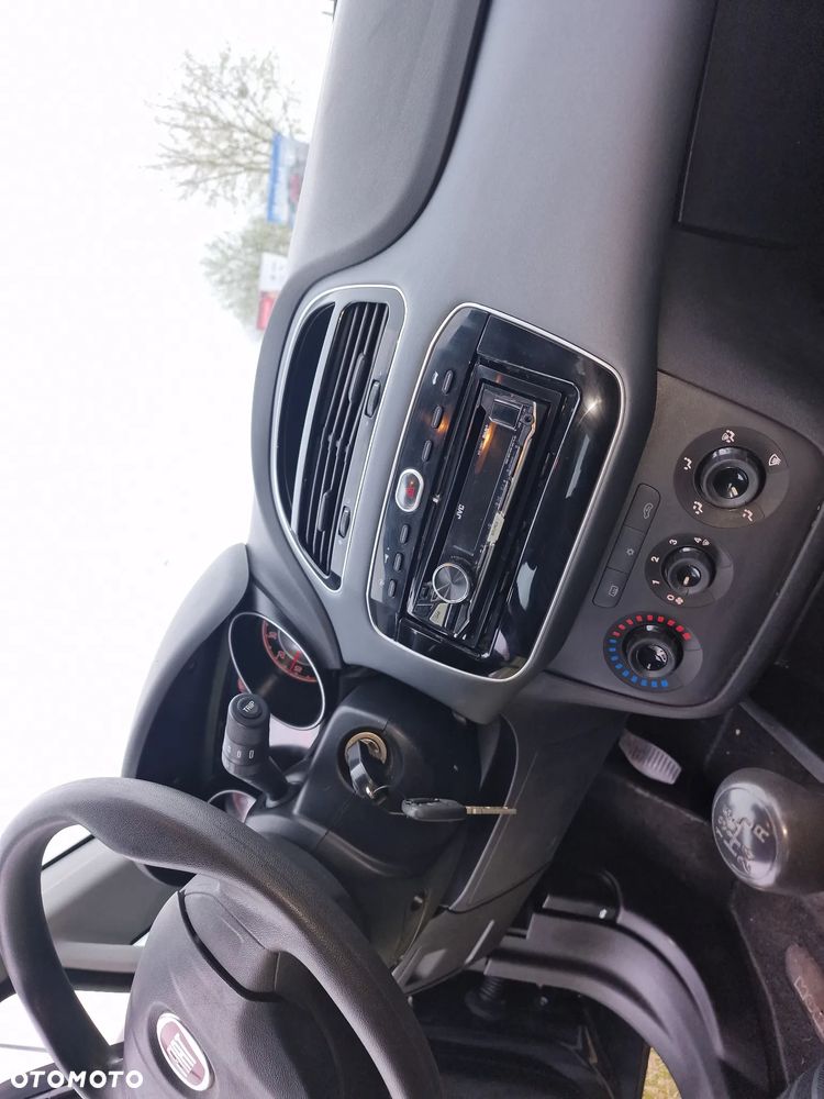 Fiat Punto Evo 1.4 8V Dynamic Start&Stop - 28