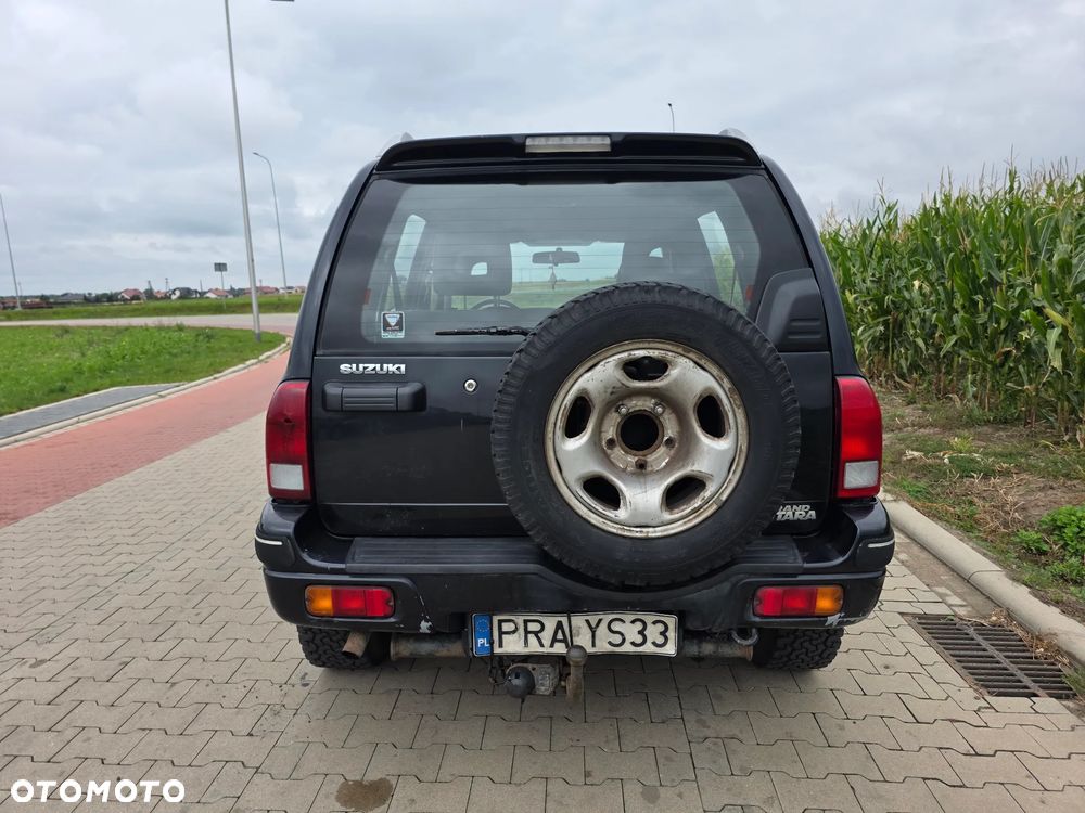 Suzuki Grand Vitara 2.0 - 6