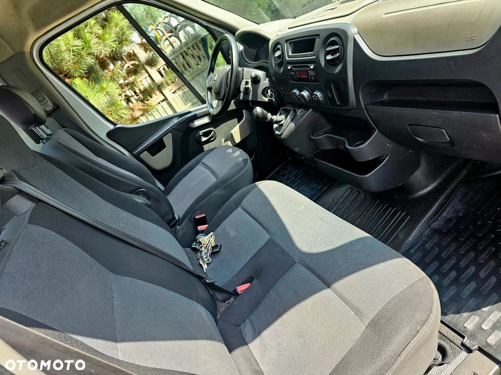 Nissan NV400 - 34