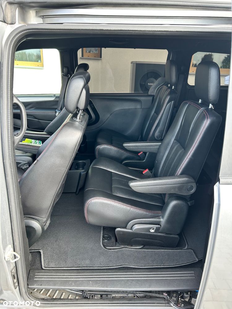 Dodge Grand Caravan 3.6 R/T - 8