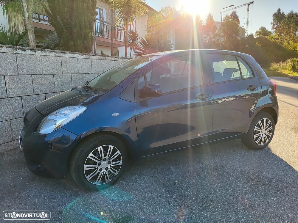 Toyota Yaris 1.4 D-4D Comfort - 10