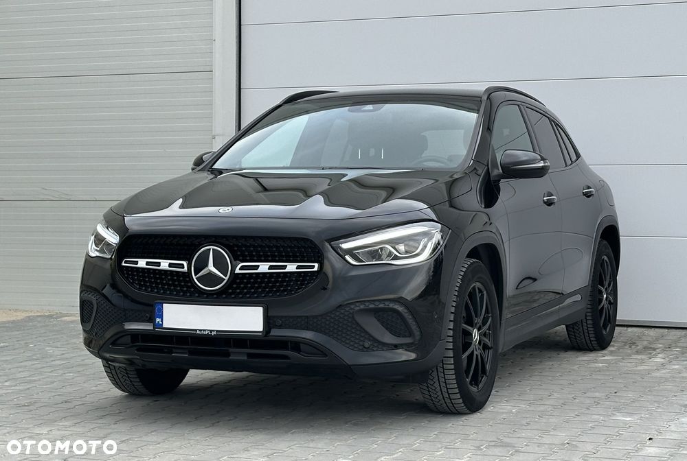 Mercedes-Benz GLA 200 4-Matic Progressive - 14