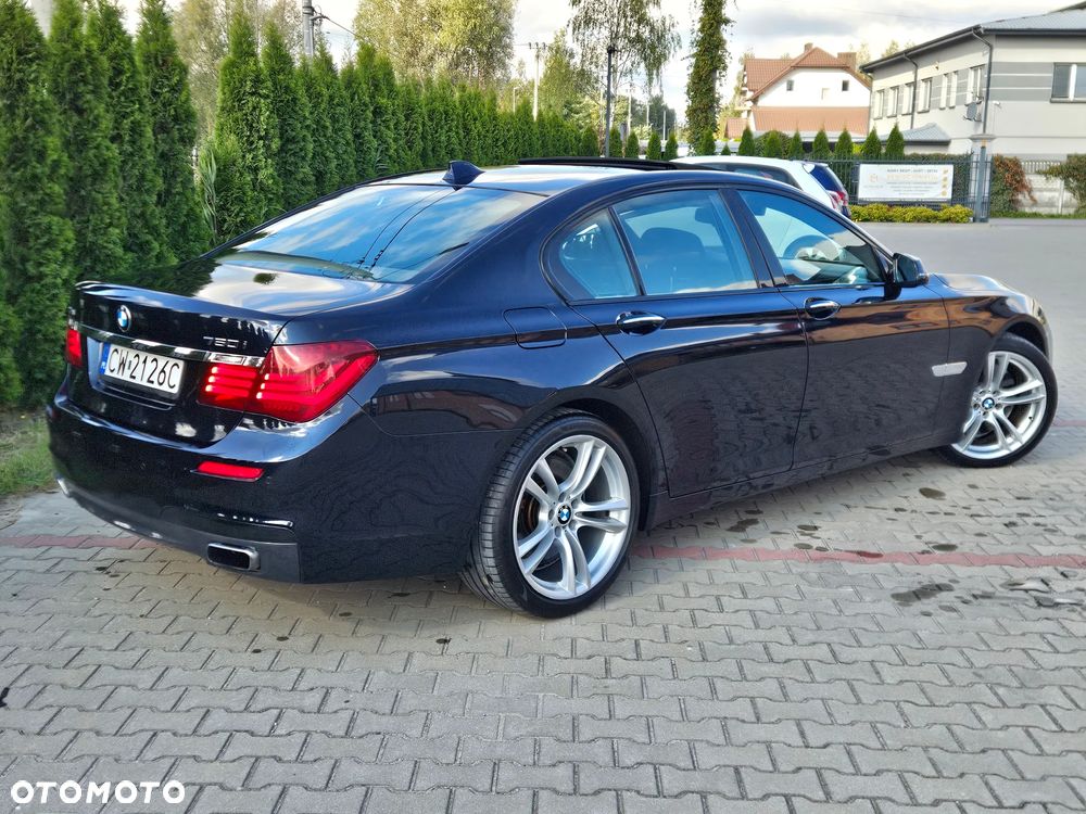 BMW Seria 7 750i xDrive Edition Exclusive - 4