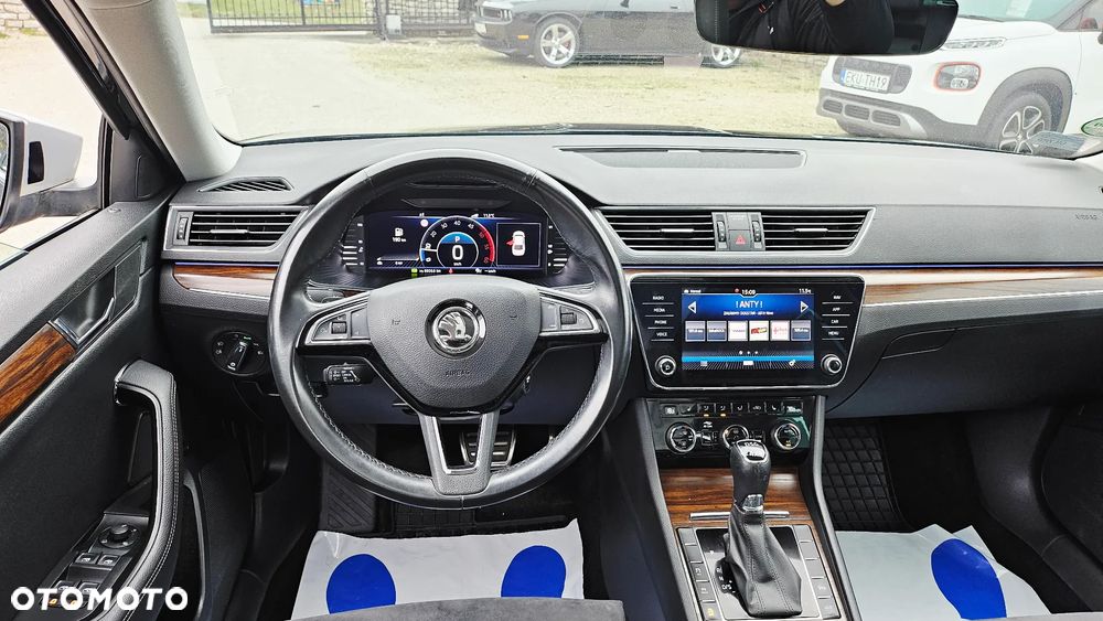 Skoda Superb 2.0 TDI SCR 4x4 Scout DSG - 31
