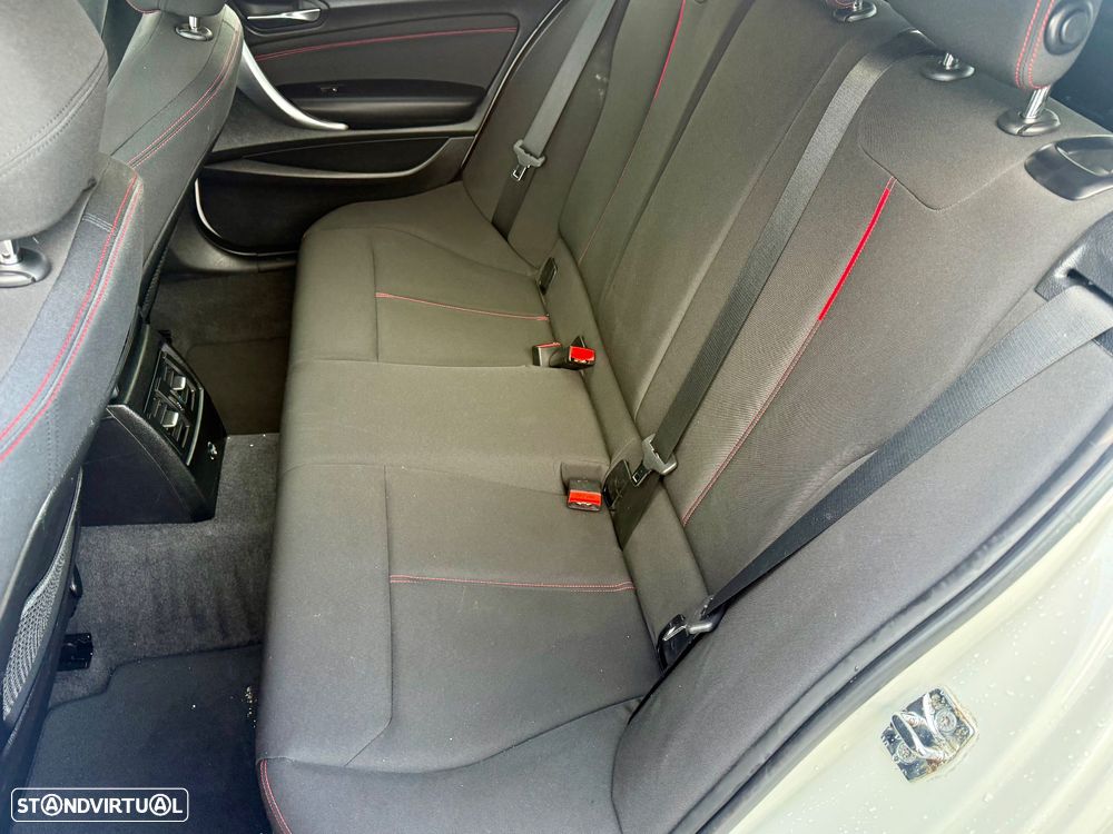 BMW 116 d Pack M - 7