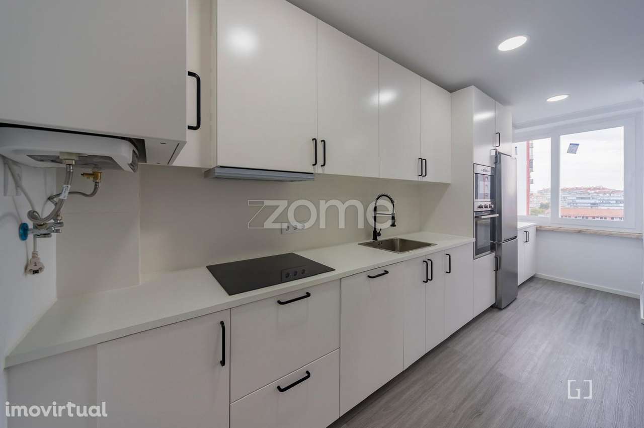 Apartamento T2 - Buraca - Grande imagem: 2/22
