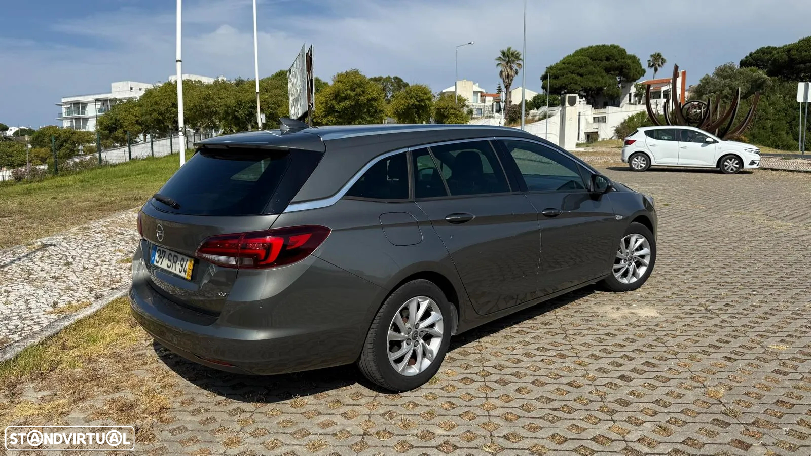 Opel Astra Sports Tourer - 3