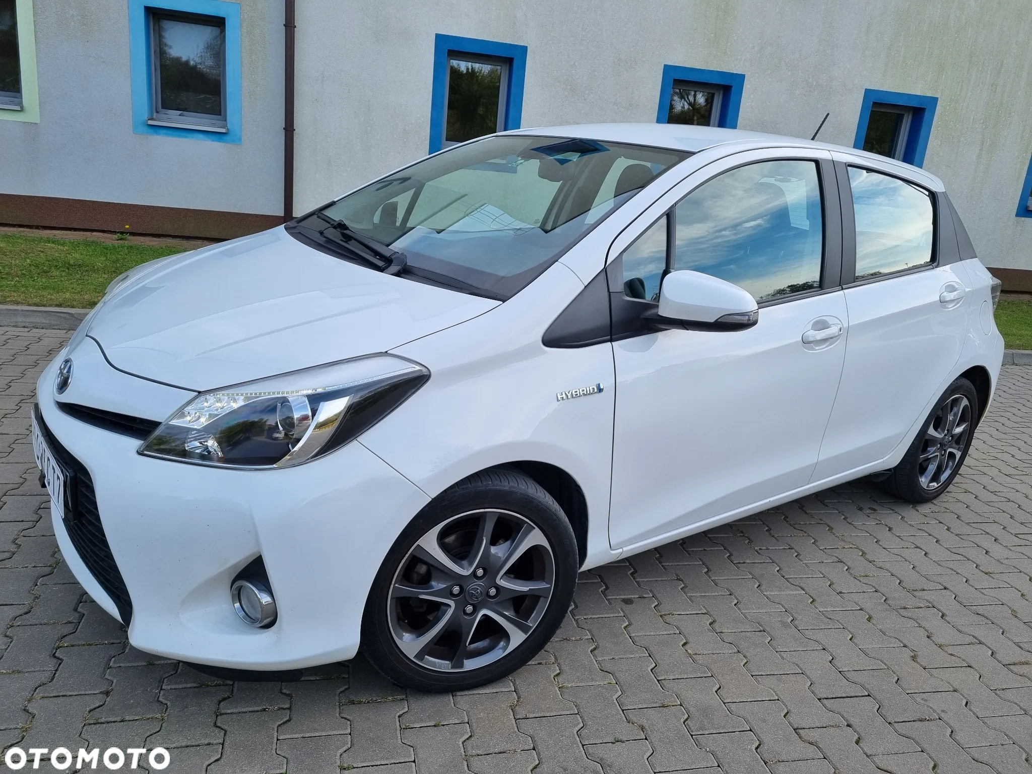 Toyota Yaris Hybrid 1.5 VVT-i Style - 29