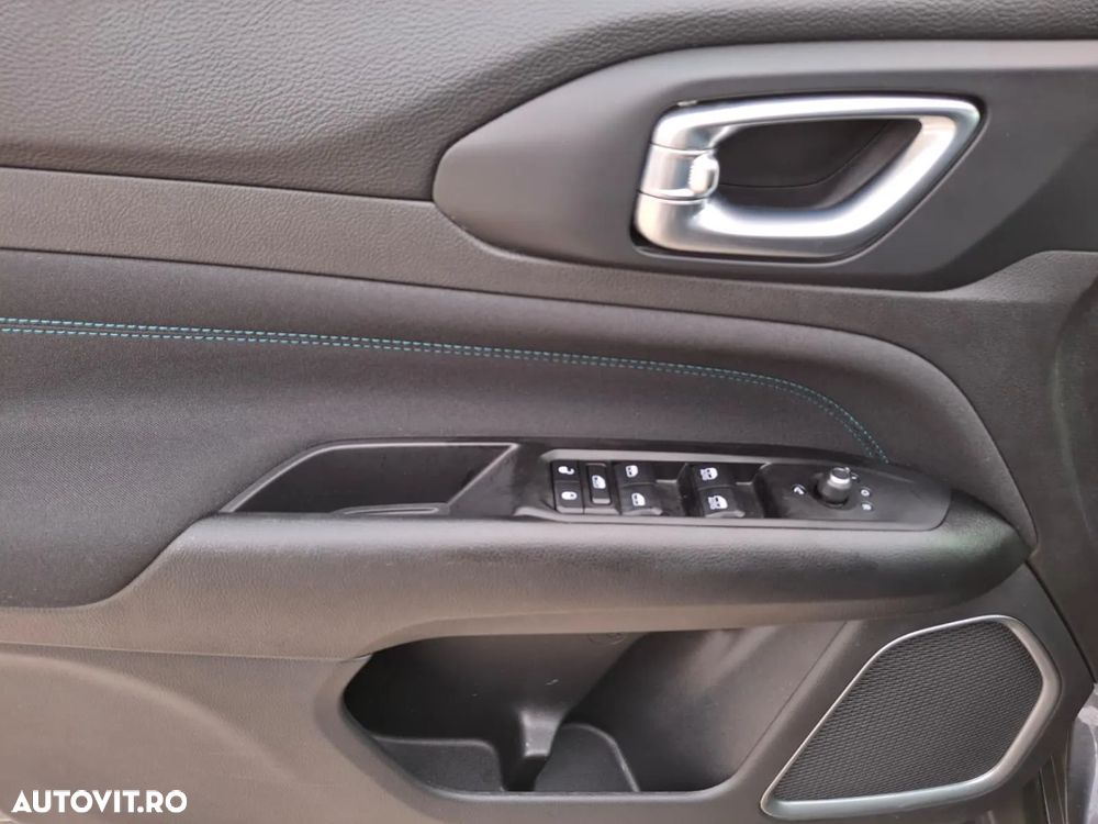 Jeep Compass 1.3 T-GDI 4xe PLUG-IN HYBRID Automatik Limited - 24