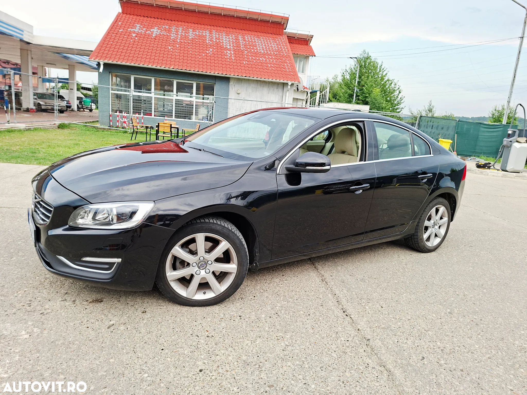 Volvo S60 T3 Momentum - 9