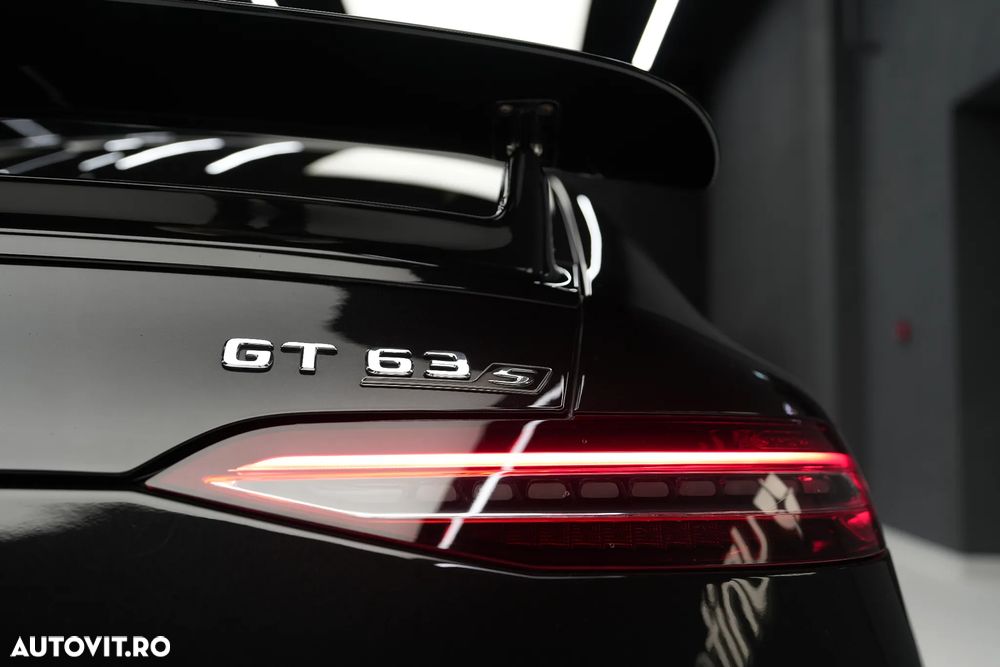 Mercedes-Benz AMG - 35