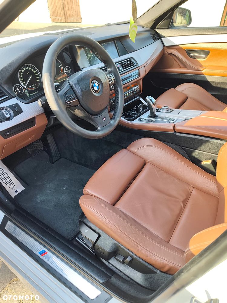 BMW Seria 5 520d Sport-Aut - 13